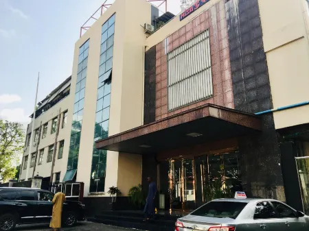 Summerset Continental Hotel by Usuma