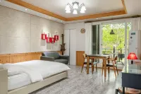 Damyang Birch Pension