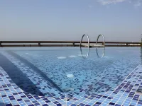 Sunrise Hotel - piscina