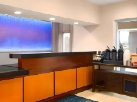 Dubuque Inn & Suites Hotels in Dubuque