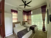 Terengganu Beach House Hotel a Rusila