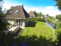 Bungalowpark It Wiid Hotels in Earnewald