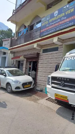 Goroomgo Himalayan View Ukhimath