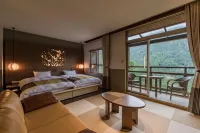 Okuhita Onsen Umehibiki Hotels near フォレストアドベンチャー・奥日田