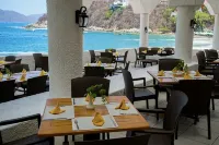 Sierra Mar All Inclusive at Tesoro Hotels in Manzanillo