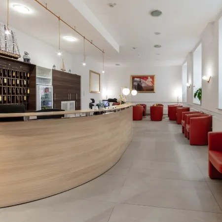 Hotel Admiral Отели рядом с достопримечательностью «Парк Burggarten»