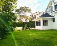 The Dream House Hotels in Calacalí