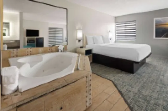 เบย์มอนท์ บายวินด์แฮม ลาเกรนจ์ โรงแรมในลาเกรนจ์