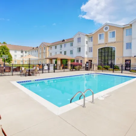 Staybridge Suites CLEVELAND MAYFIELD HTS BEACHWD by IHG