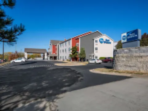 Best Western Worlds of Fun Inn  Suites Hotels in Kansas City