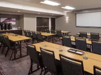 Courtyard Dulles Airport Herndon/Reston Hotels in Dranesville
