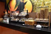 Fairfield Inn & Suites Hartford Airport - breakfast