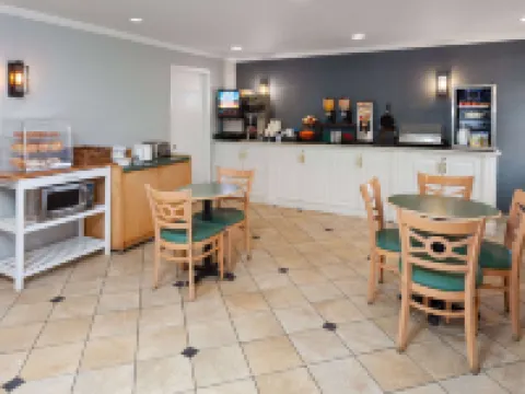 La Quinta Inn by Wyndham Cleveland Independence Hotels in Independence