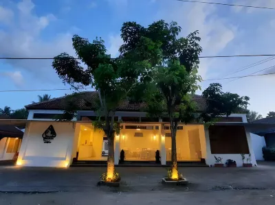 Hotel Sinom Borobudur Hotel dekat Arca Etawa