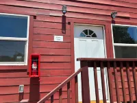 Guava Cabin @ Vinyard Winery, 6 Adults, 2 Kids, Wifi, AC, Fallbrook