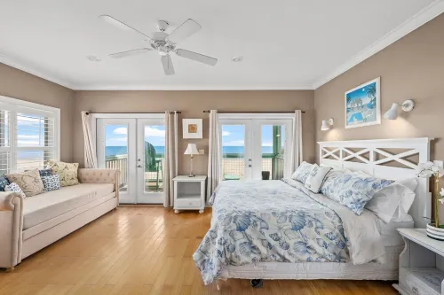 Gulf Front Villa  Last Minute Special 10-25 to 11-1 Week  50% Off !