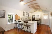 Charming Bungalow Downtown