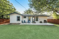 WALK TO THE STADIUM from STADIUM CIRCLE DR, a cozy 3-bedroom house in Arlington