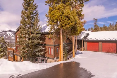 Private with stunning views of the ski resort Hotels in Baldy Mountain