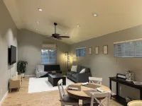 Cozy and quiet Detached unit 1 bedroom in Beaverton area