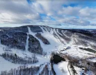 Taconic Hideaway – Swimming, BBQ Pit, Hiking 코페이크 호텔