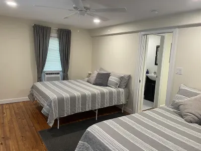 BRAND NEW Cozy Renovated 2nd Floor Apartment/House Near Colleges and Ballparks