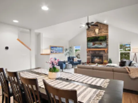 NEW - Roslyn Ridge -Minutes to-Suncadia-Lake Cle Elum-Endless 0utdoor Adventures Hotels in Ronald