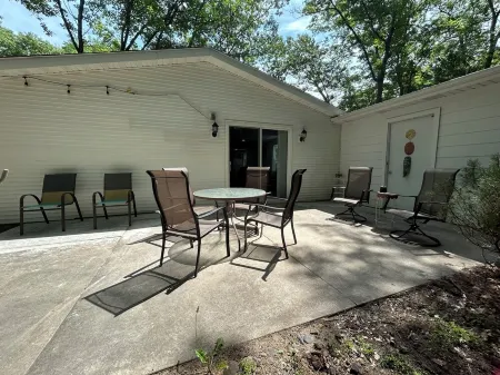 Sloanhouse, Centrally located with Houghton Lake views