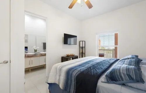 Stylish Top Floor for Beach Fun and or SpaceX Enthusiast Starship Launches