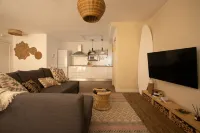 Apartamento Nuevo, Céntrico y con Parking
