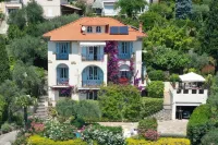 Apartment lux 1 bedroom, independent in villa, swimming pool, view Grasse and sea Hotels in Grasse