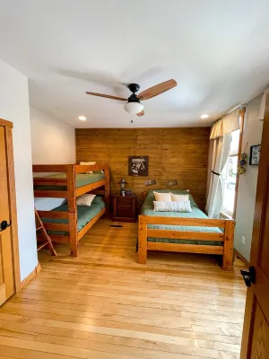 Lakeview Loft