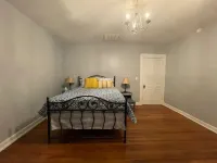 Parris on Main - Perfect for downtown Shelbyville, Bourbon Trail, and the Derby