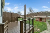 Dog Friendly Creek-Side Getaway
