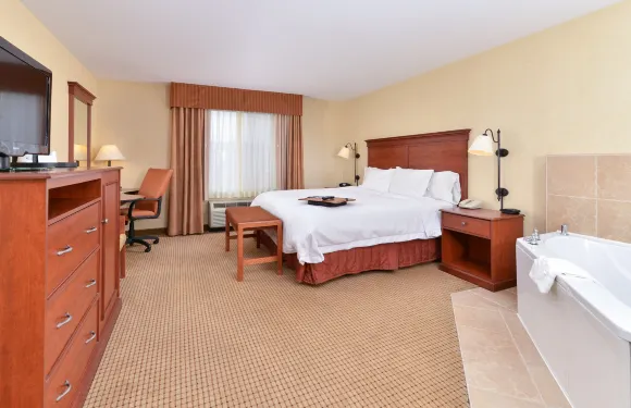 希爾頓歡朋酒店-石泉