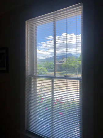 Perfect Miner's Cottage Отели рядом с достопримечательностью «Most Holy Trinity Church»