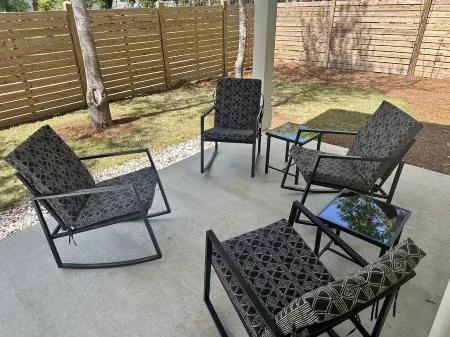 Casa Callie - in the heart of downtown Ocean Springs!