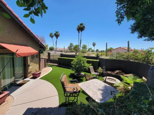 Cozy Guest Suite with Private Backyard