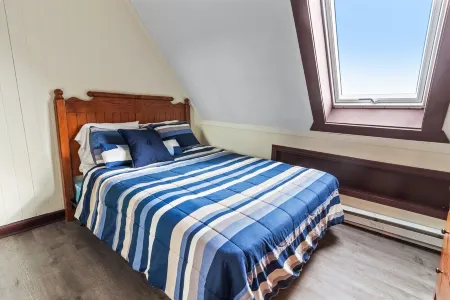 Newly renovated 2024... Leatherbark 308A