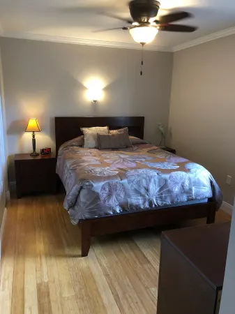 Spectacular Views of Melbourne Harbor, Enjoy Boating Activity from your Balcony! Отели в г. Мельбурн