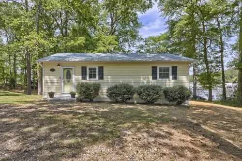 Lake life on Beaver Creek Lake Wateree!