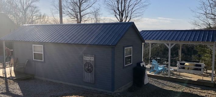 Tinyhouse LakeView Cottage with a Million Dollar View!! Hotels in Wayne County