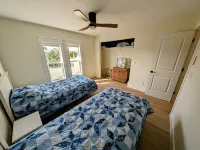 3 Bed 2 Bath on Deep Canal 5 minutes to channel CLEAN & NICE. New boat hoist