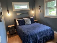 3 bedroom lake house & pool, only 35 min. to Wisconsin Dell and Cascade Mountain Hotels in Packwaukee