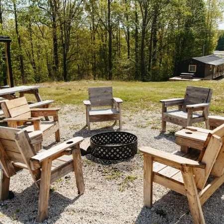 Boone's Bluff RRG- HUMBLE COZY STAY w/ Firepit