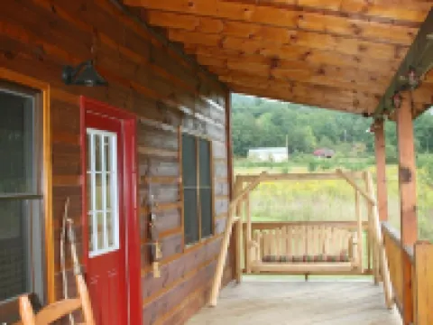 Bear Claw Cabin,  Located in Blairsville,GA ! on Richard Russell Scenic Hwy !! Hotels in Union County