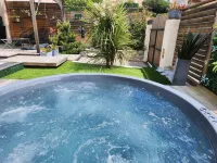 la Maison Bleu Avec Spa Hotels in Fayence