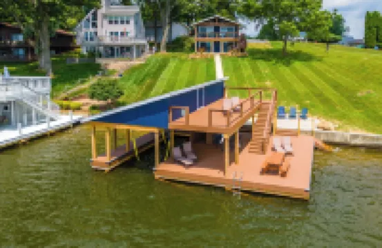 LAKEFRONT LUXURY HAVEN: LAKE HOME ON APPLE VALLEY LAKE IN OHIO w/ PRIVATE DOCK