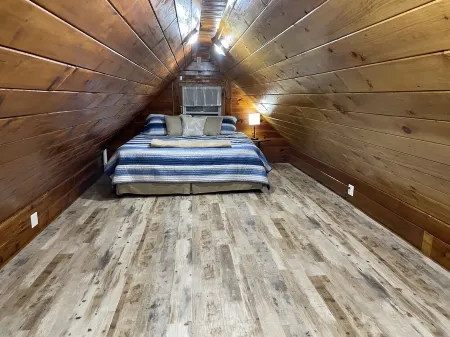 Barters Island Cottage on the Rock