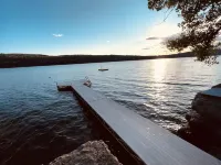 The Lake House on Otisco Lake, stunning family getaway Hotele w: Otisco